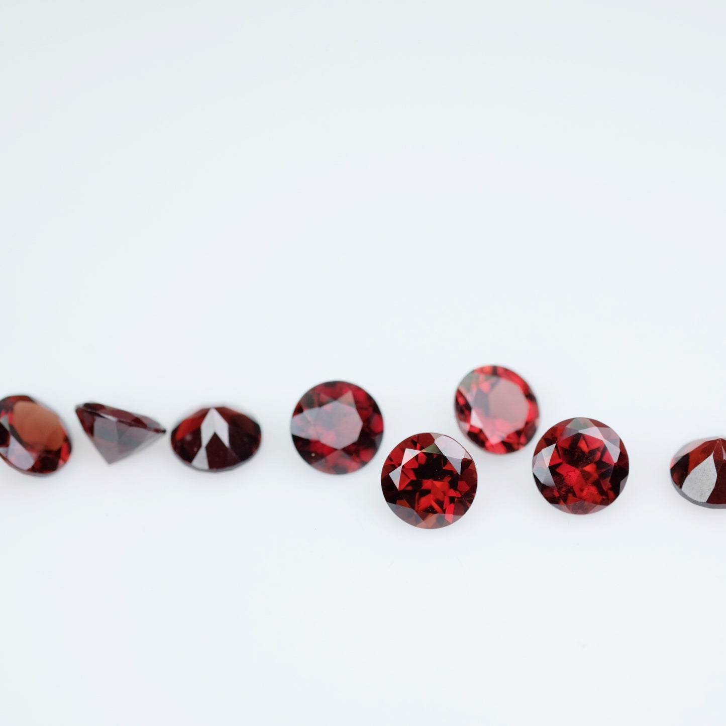 Red Garnet round 5 mm