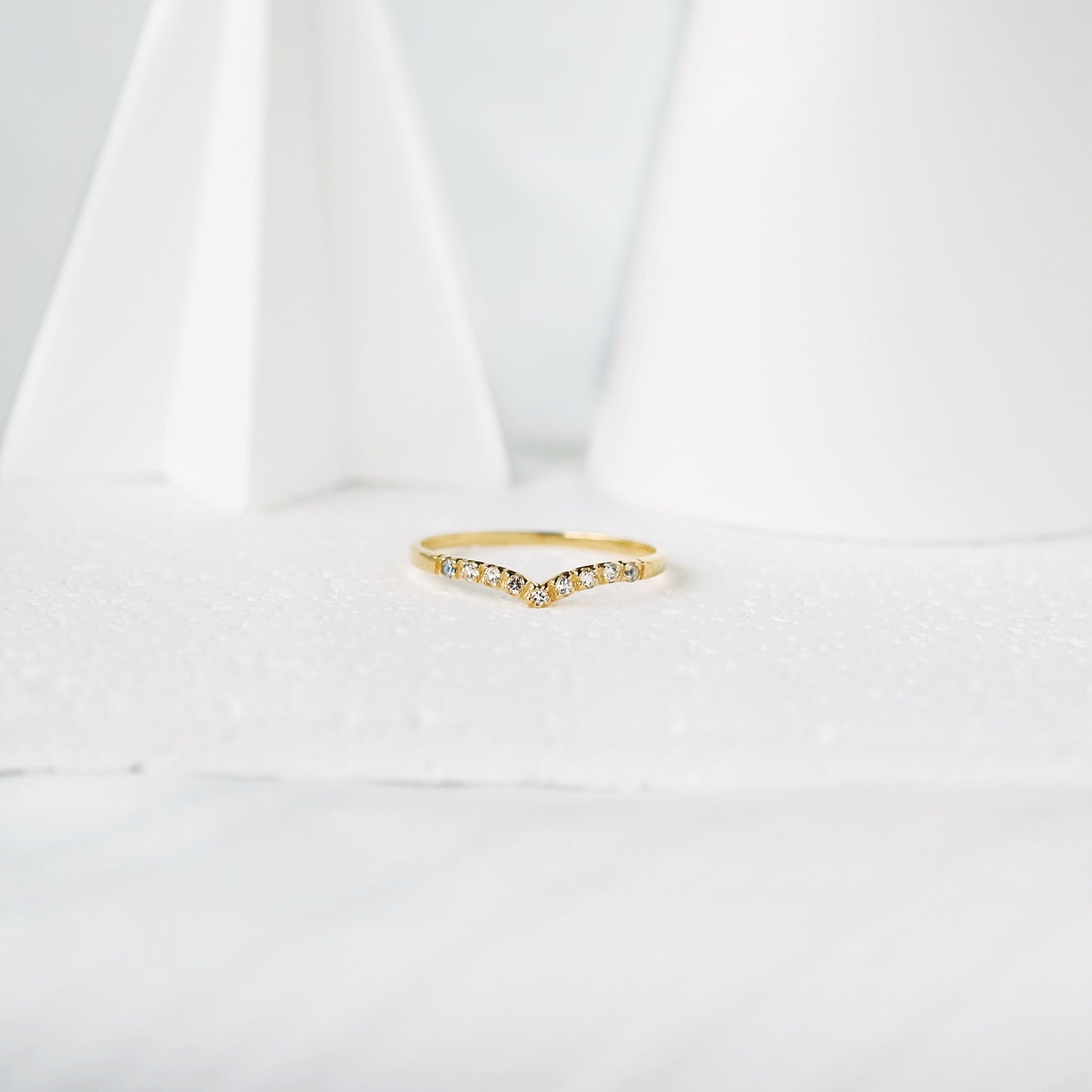 V Rings - White Topaz