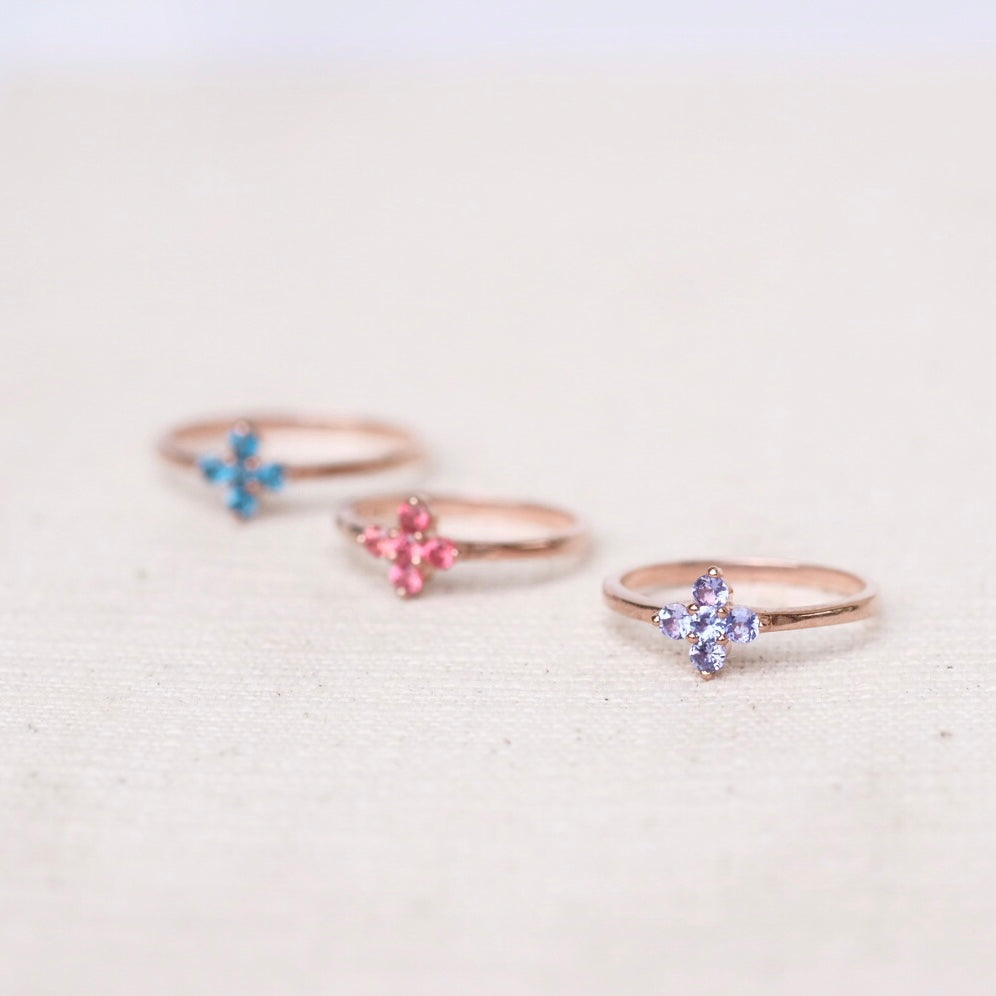 Noemie Rings - Reddish Orange Sapphire