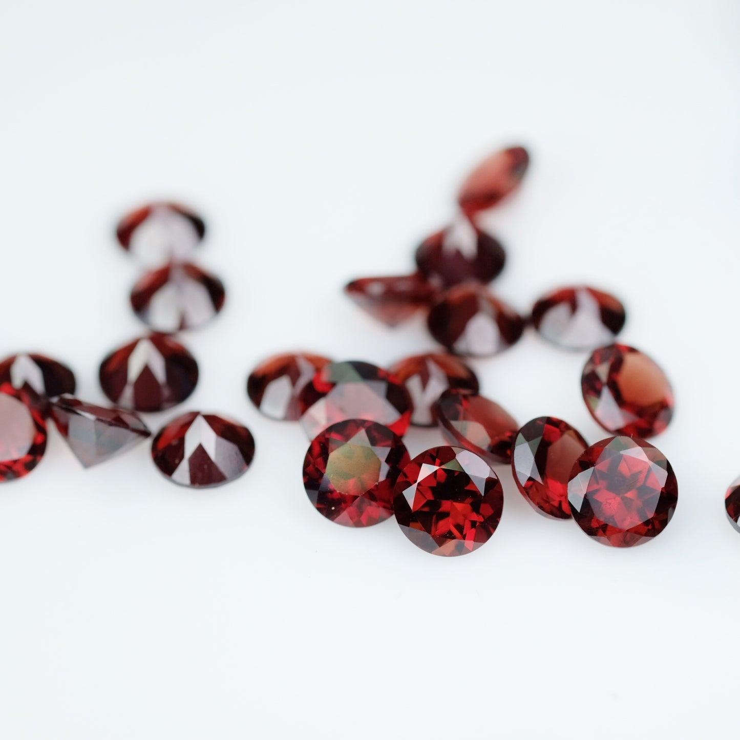 Red Garnet round 5 mm